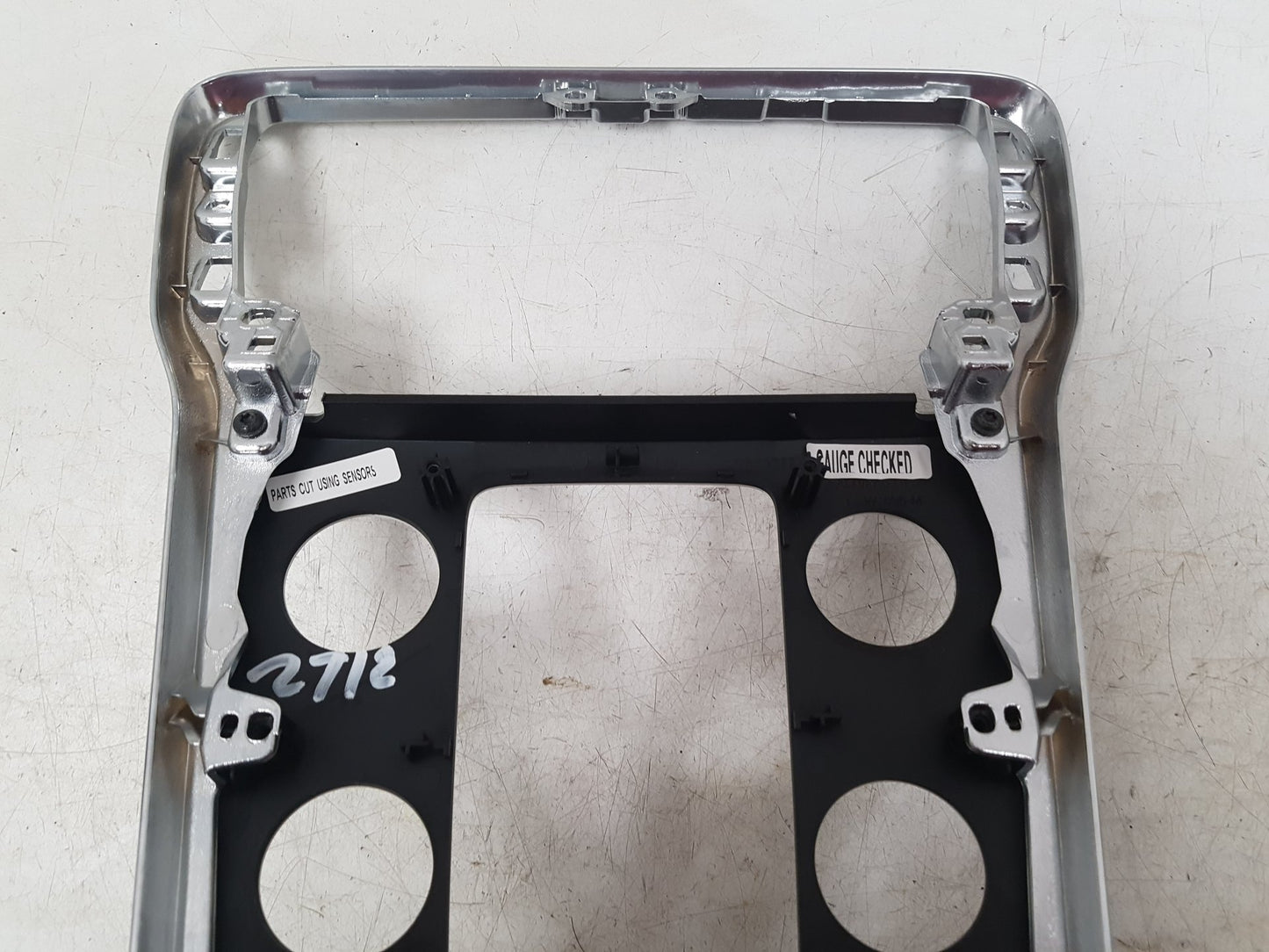 2012 - 2019 Volvo V40  Hatchback Centre Console 31348296