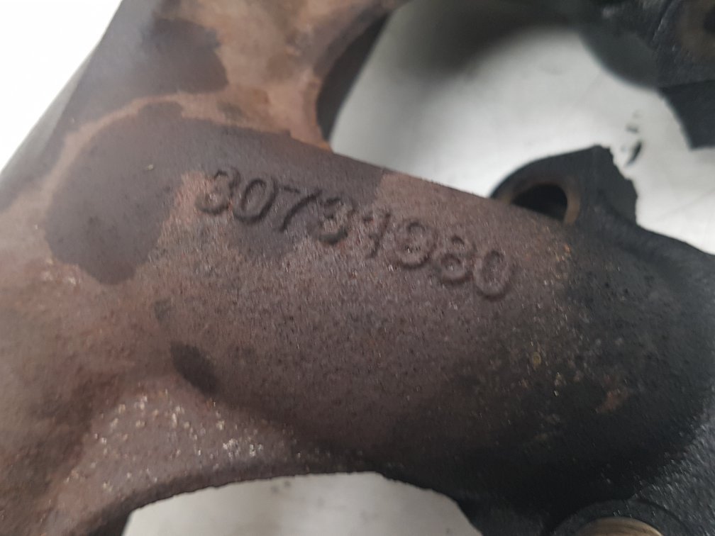 2005 - 2008 Volvo V70  Estate Exhaust Manifold 30731980