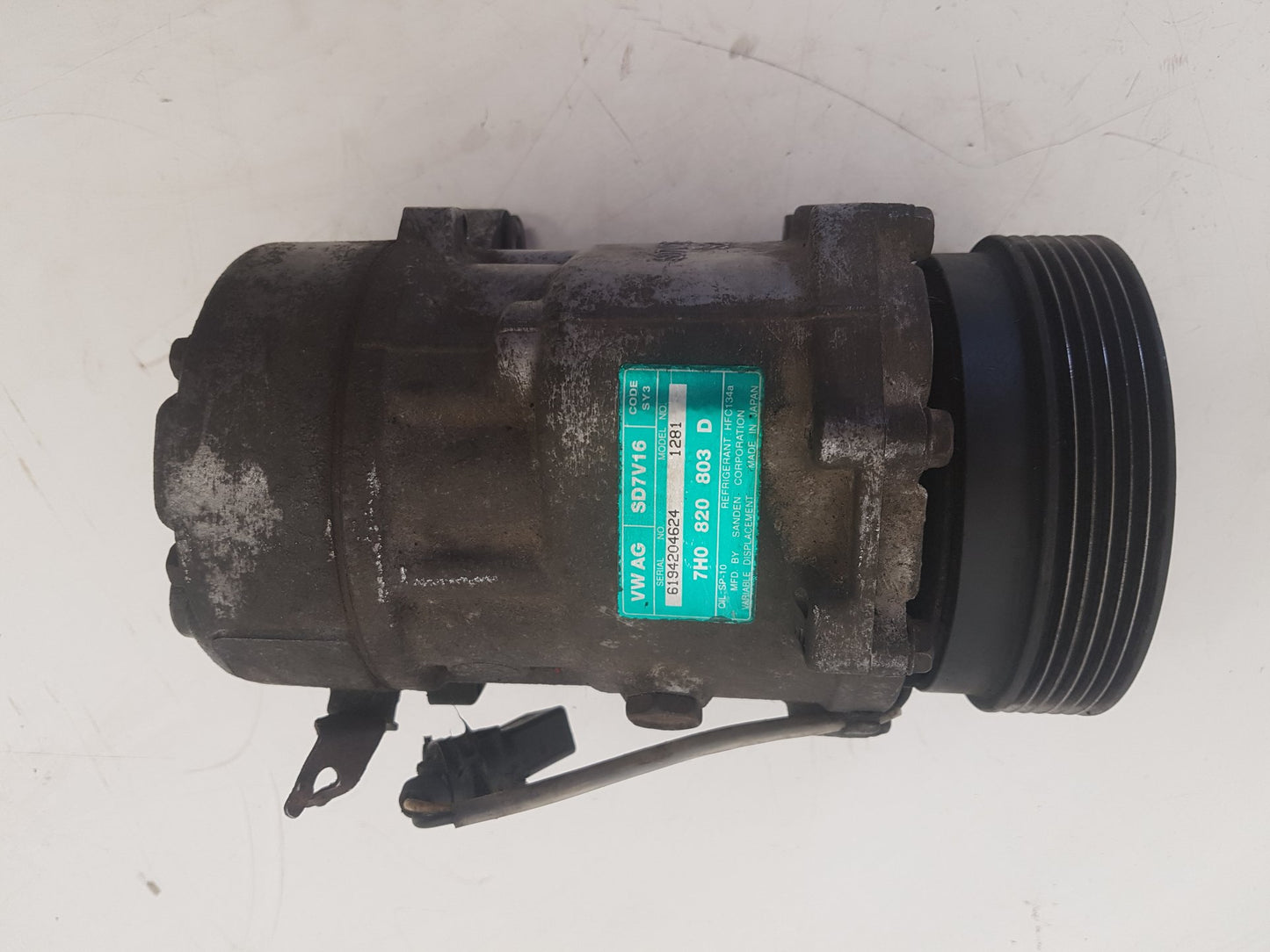 2004 - 2010 Volvo V50   Estate A/C Compressor 31291882