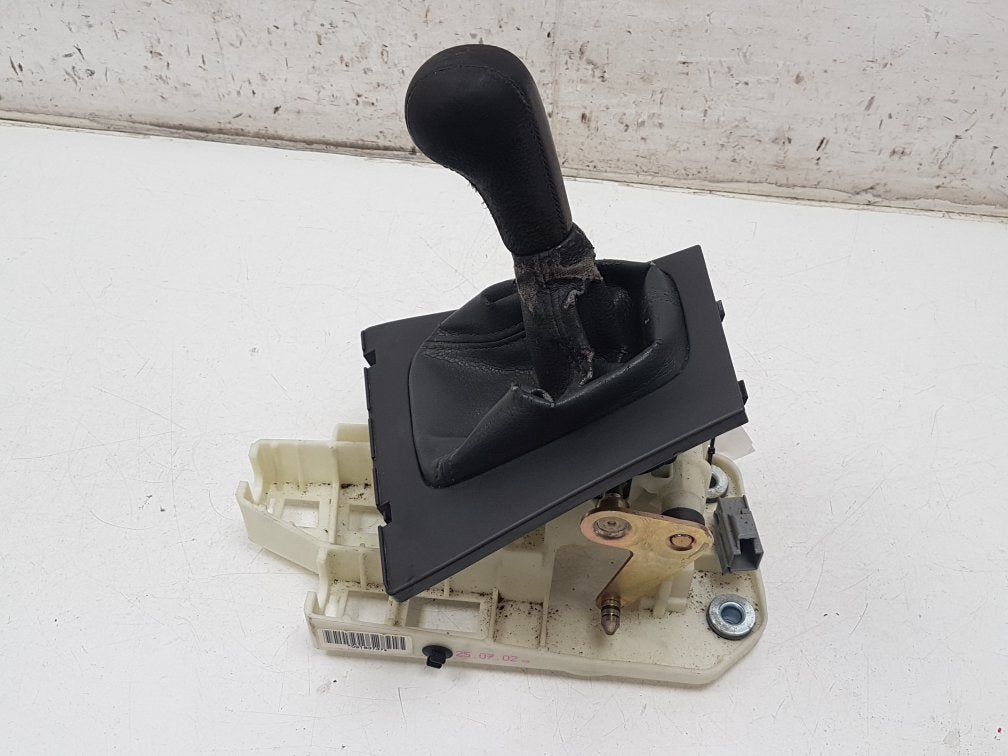 2000 - 2003 Volvo V70  Estate GEAR STICK 9183737