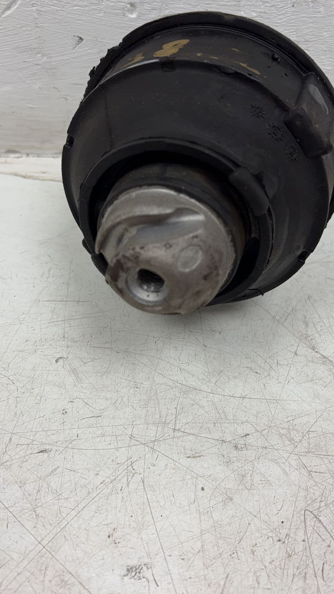 2011 - 2014 Volvo XC90  Estate ENGINE MOUNT (FRONT) 30680751