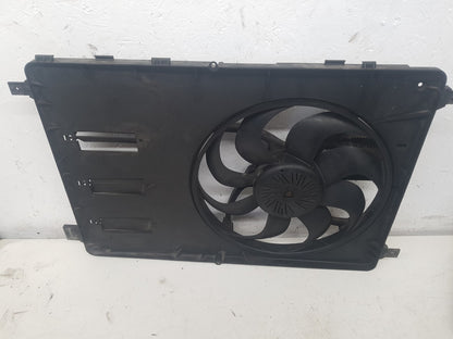2012 - 2016 Volvo V40 Cross Country  Hatchback RADIATOR FAN & COWLING (A/C CAR) 32137338