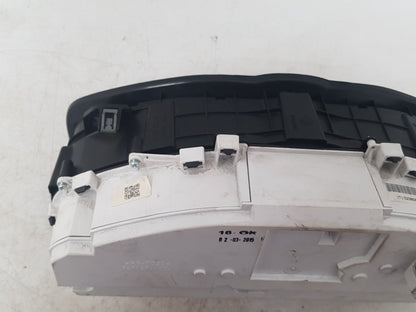 2012 - 2016 Volvo V40 Cross Country  Hatchback Instrument Cluster 31412876