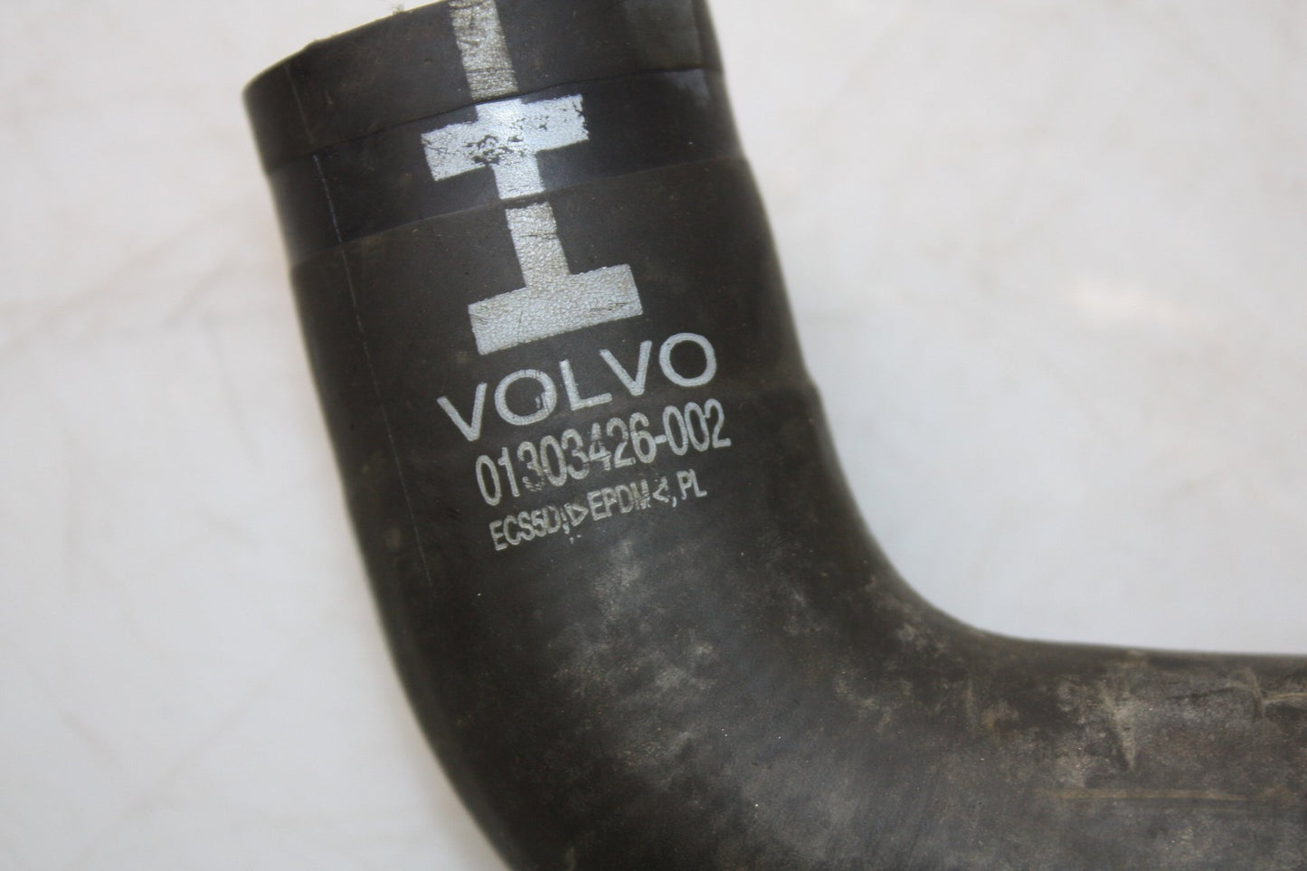 2010 - 2012 Volvo C30   COOLER TUBE 01303426