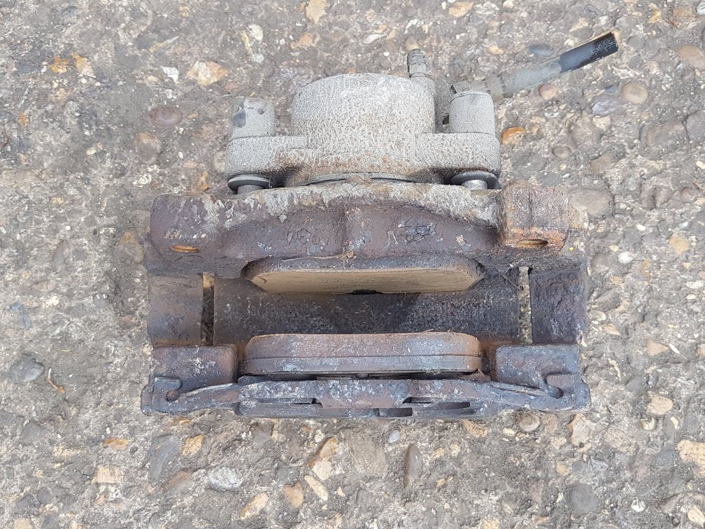 2010 - 2016 Volvo V60   Right Front Caliper 8603754