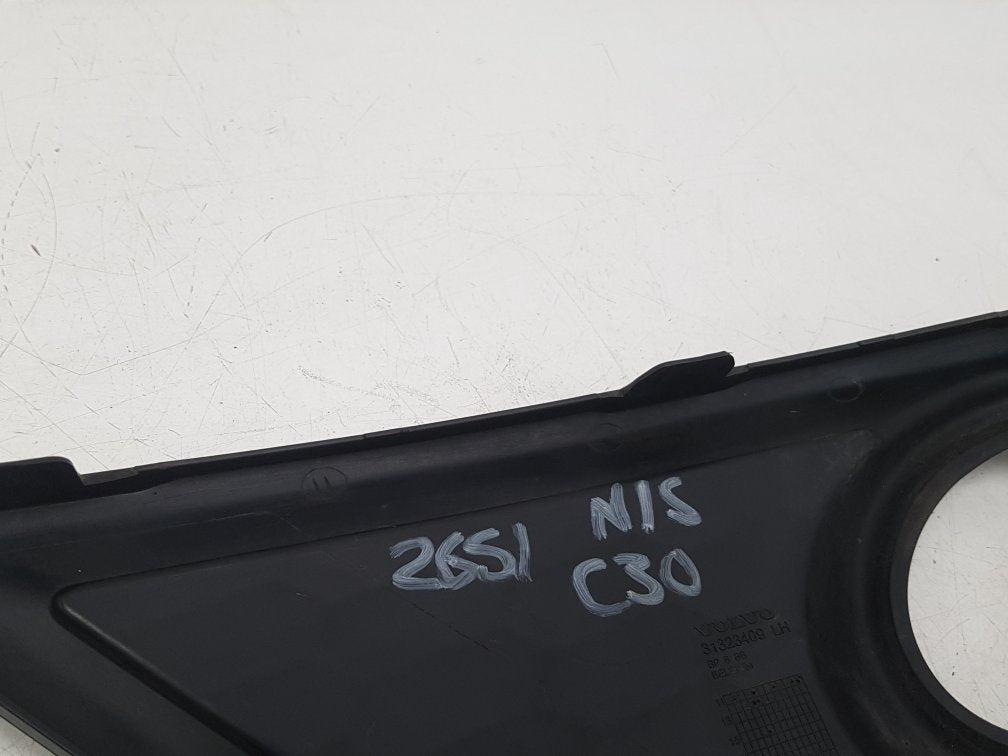 2006 - 2012 Volvo C30  Hatchback Left Fog Light Cover 31323409