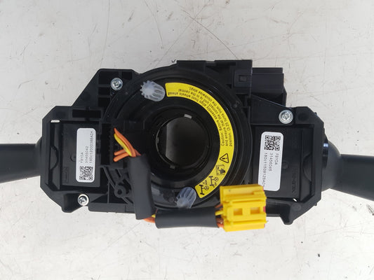 2015 - 2019 Volvo V40 Cross Country  Hatchback STEERING WHEEL MULTI FUNCTION SWITCH 31456042