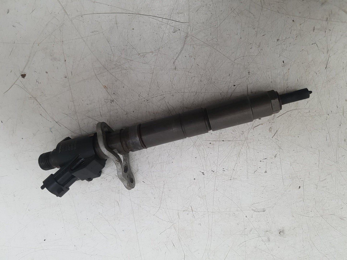 2010 - 2016 Volvo S80  Saloon Fuel Injector 31303238