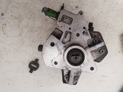2005 - 2012  Xc90 D5 Se Awd E4 5 Dohc  Estate High Pressure Pump 0 445 010 111