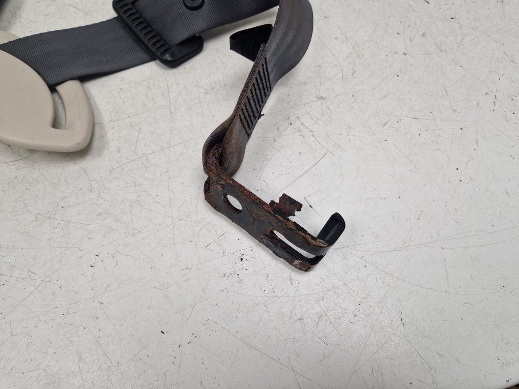 1998 - 2004 Saab 9-5  Estate Left Rear Seat Belt 5012588