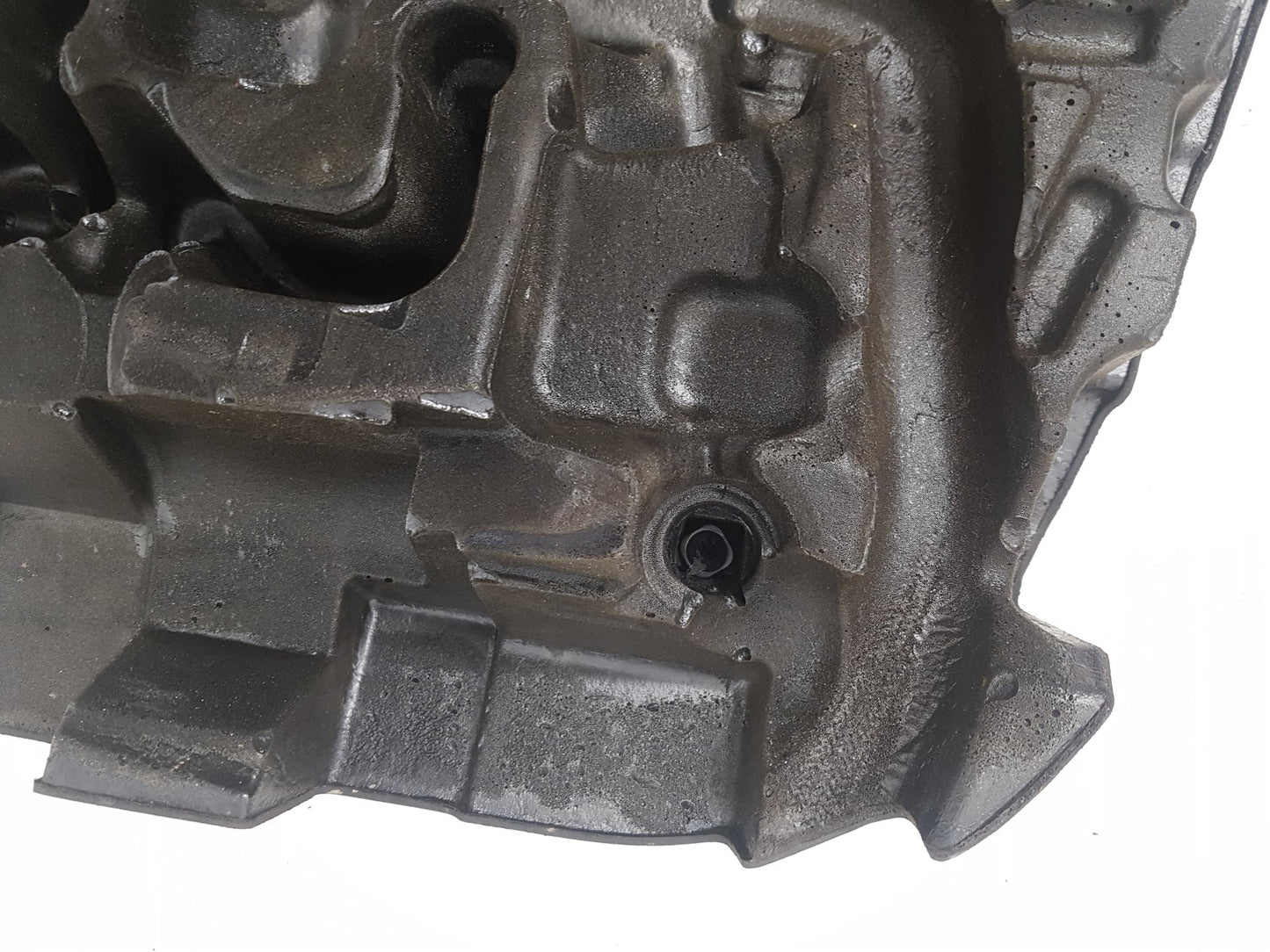 2017 - 2026 Volvo V60 II 225 Estate Engine Cover 31686823