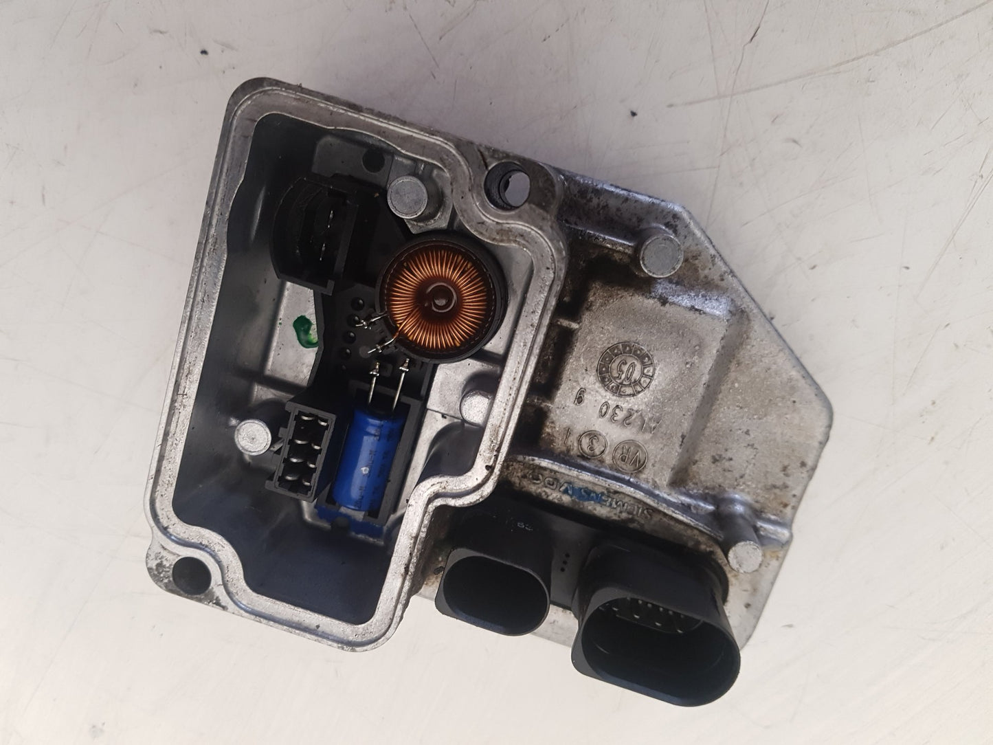 2003 - 2006 Volvo XC90  Estate DIFFERENTIAL ELECTRONIC MODULE (DEM) HAP511