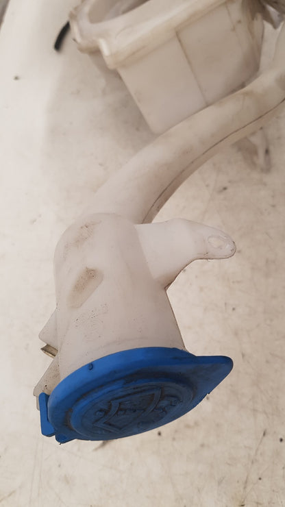 2008 - 2013 Volvo XC60 I 156 Estate Washer Bottle 30753424