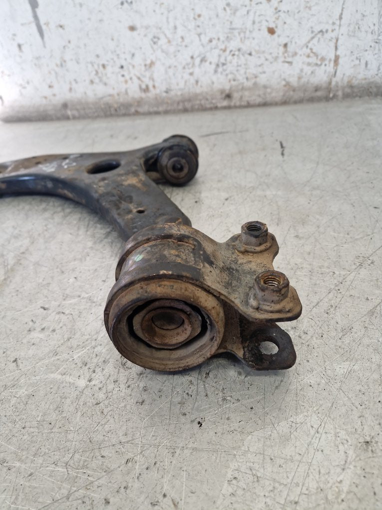 2007 Volvo C70  Convertible WISHBONE (FRONT PASSENGER SIDE)