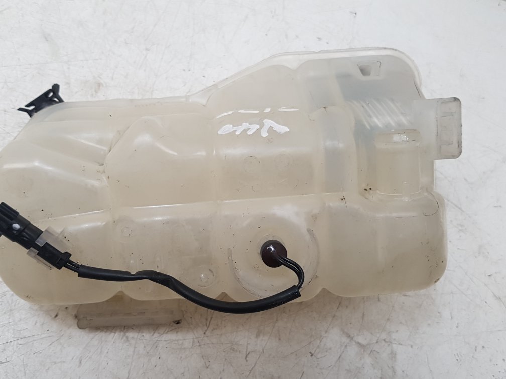 2012 - 2017 Volvo V40  Hatchback Radiator Pressure Bottle 31338764