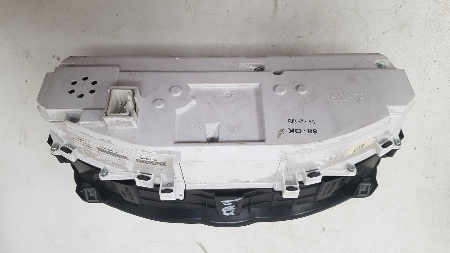 2013 Volvo V40  Hatchback Instrument Cluster 31314484