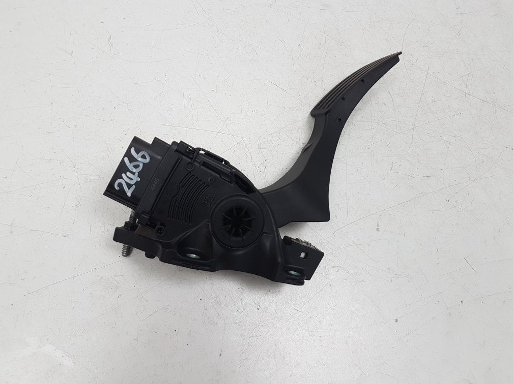 2006 - 2011 Volvo S80  Saloon Accelerator Pedal 6G929F836DC