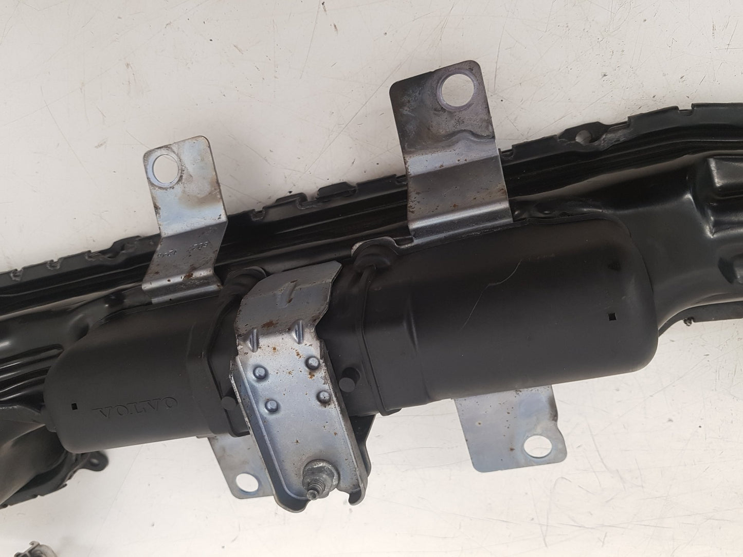 2013 Volvo V40  Hatchback PEDESTRIAN AIRBAG 31305431