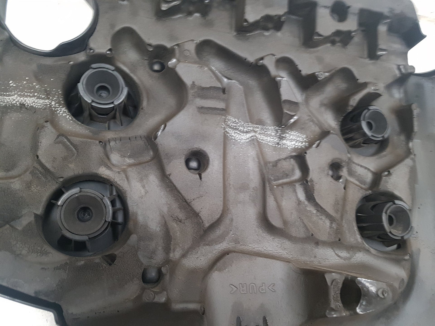 2010 - 2014 Volvo XC60  Estate Engine Cover 31319190