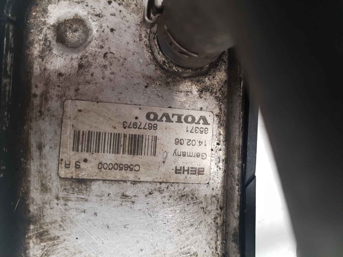 2004 - 2007 Volvo XC70  Estate Engine Oil Cooler 8677973