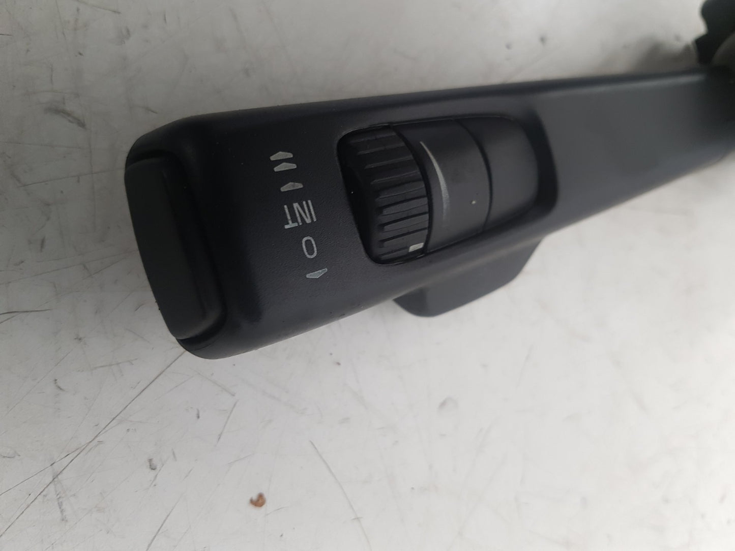 2005 - 2012 Volvo S40  Saloon Wiper Switch 17D770