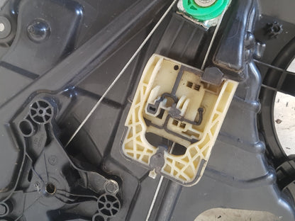 2015 Volvo V40 525, 526 Hatchback Left Rear Door Regulator 31276217