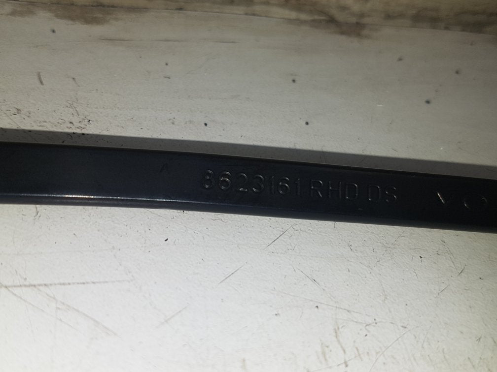 2007 Volvo XC90  Estate FRONT WIPER ARMS (PAIR) 8623162