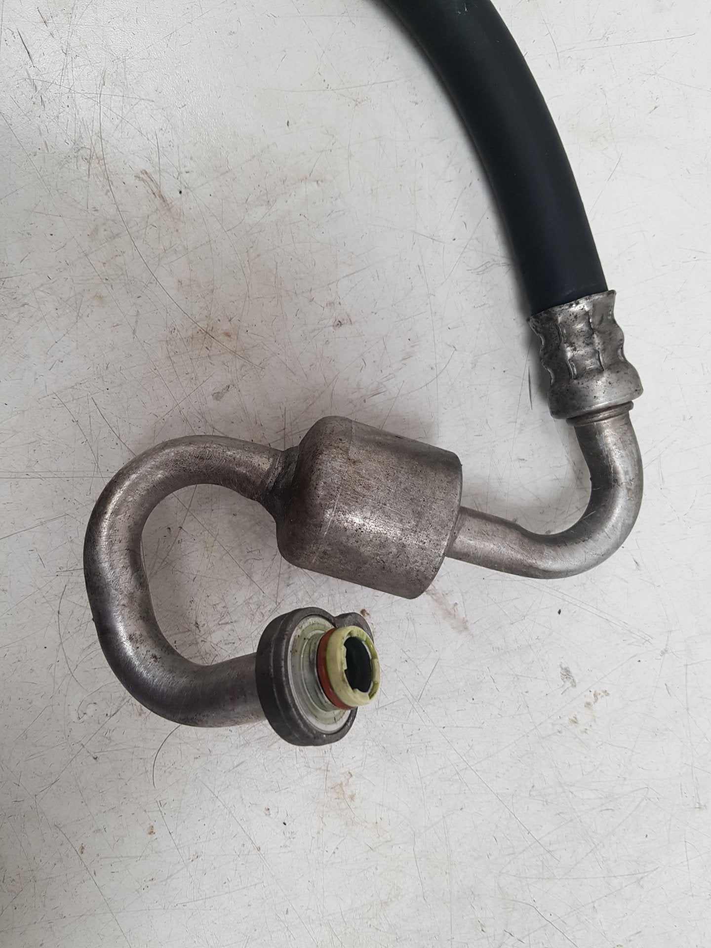 2012 - 2019 Volvo V40  Hatchback A/C Pipe  31467924