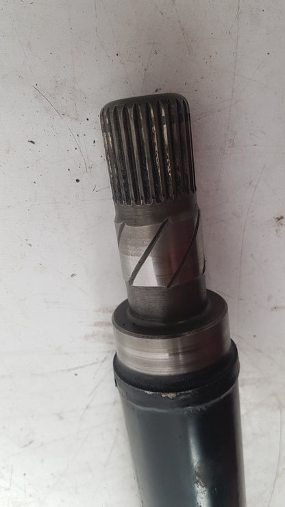 2001 - 2004 Volvo V40  Estate Driveshaft (Manual) UK Drivers Side Front. 614084