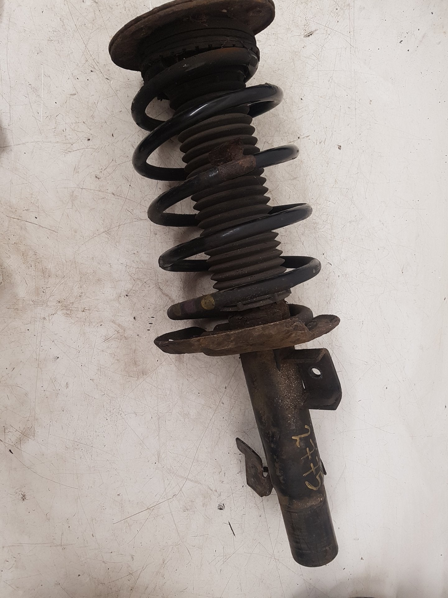 2008 - 2016 Volvo V70  Estate Left Front Shock Absorber 31317810