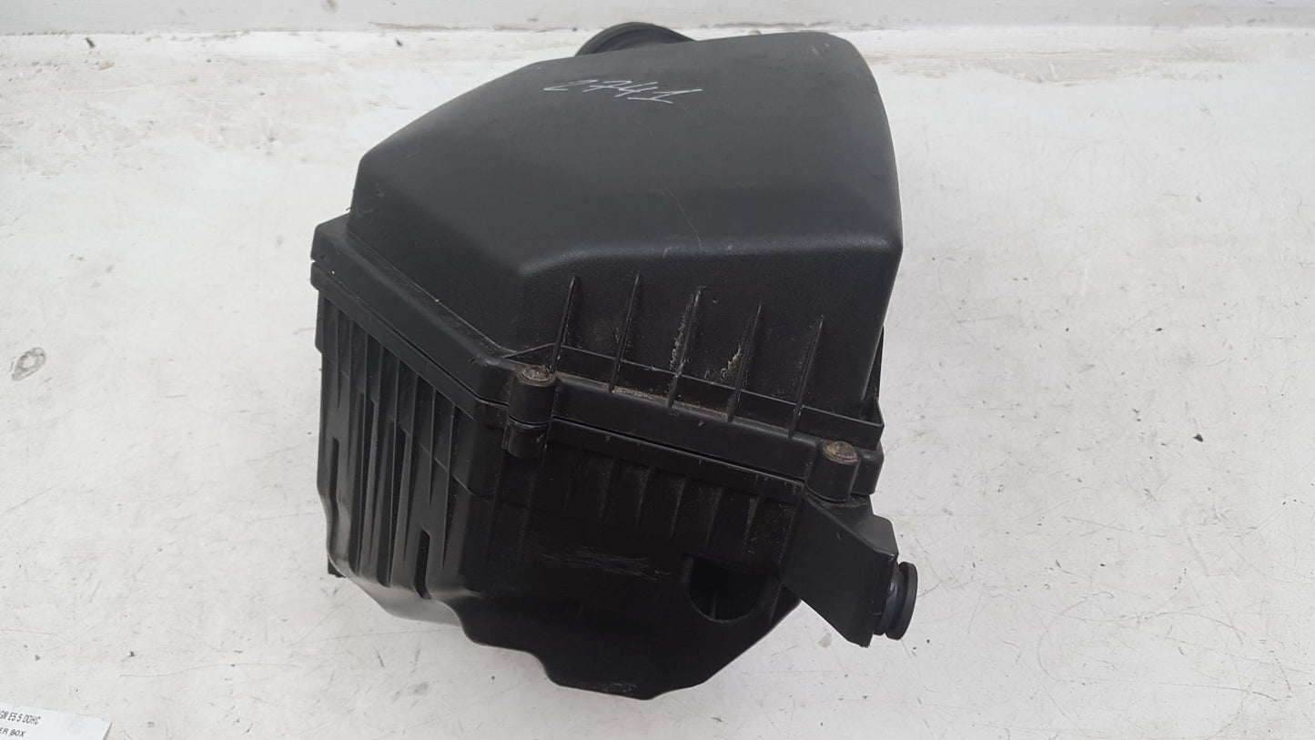2010 - 2013 Volvo V60  Estate Air Filter Box 31370671