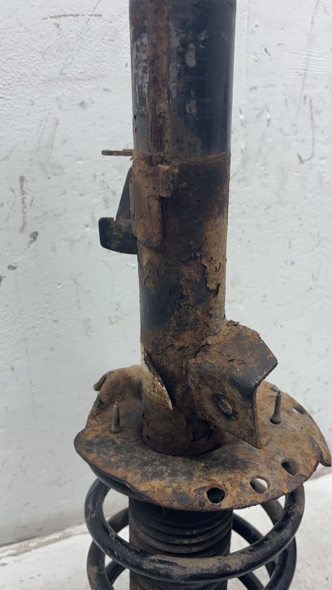 2010 Volvo XC70  Estate Left Front Shock Absorber