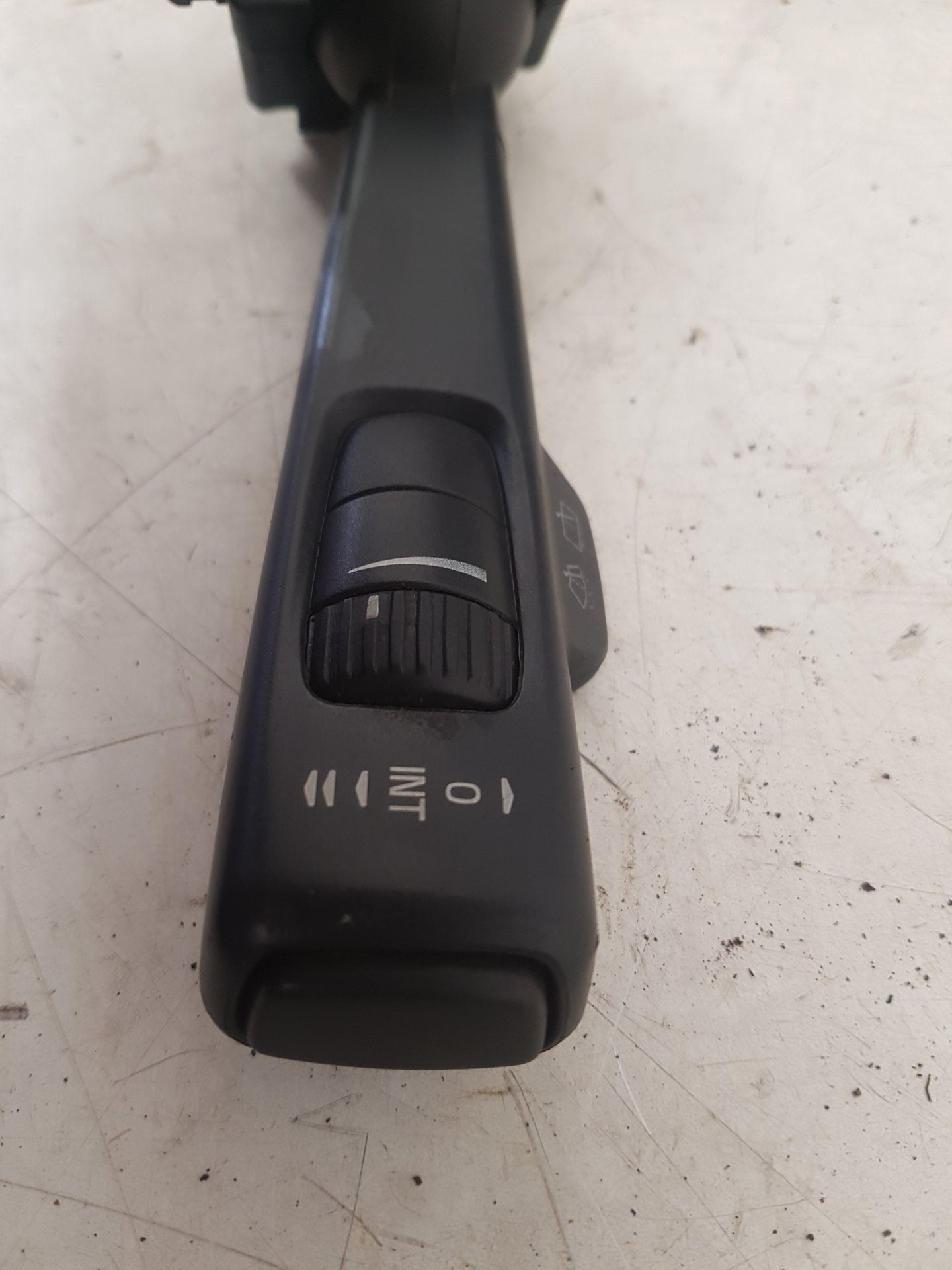 2010 - 2012 Volvo V50   Estate Wiper Switch 17D770