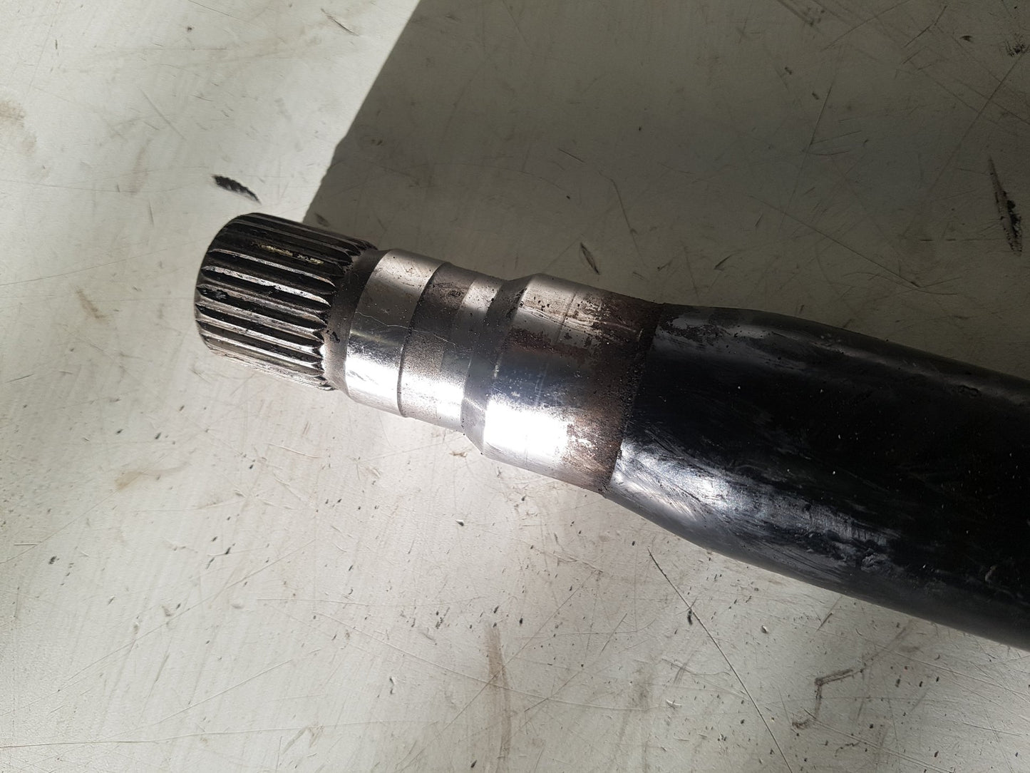 2010 - 2012 Saab 9-5  Saloon Driveshaft (Manual) UK Drivers Side Front.