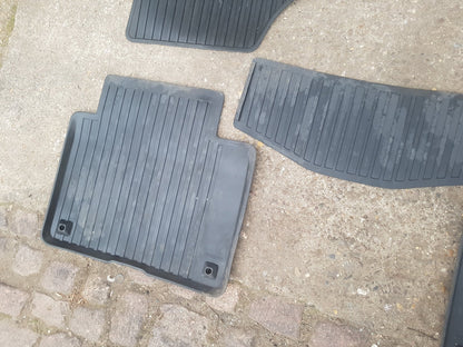 2017 - 2025 Volvo V90 235, 236 Estate Floor Mats 32357400