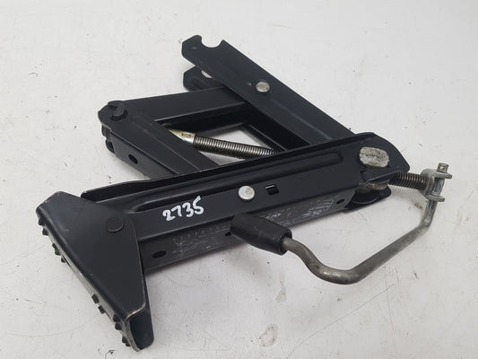 2000 - 2007 Volvo XC70  Estate LIFTING JACK 8679370