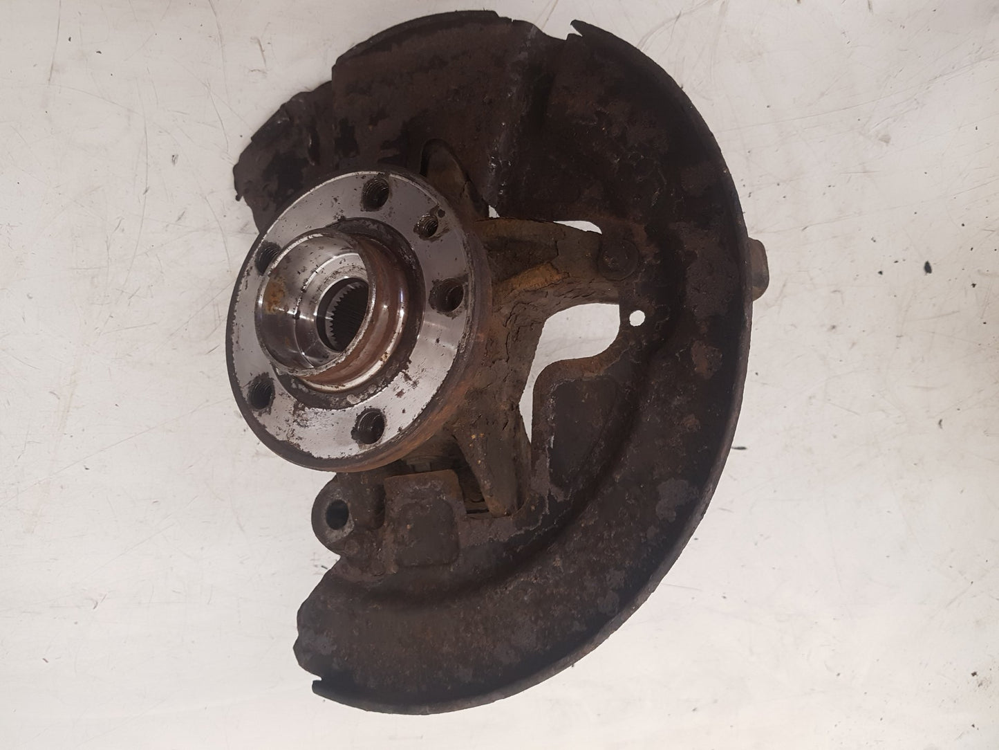 2010 - 2015 Volvo S80 II 124 Saloon Right Front Hub Assembly 32246153