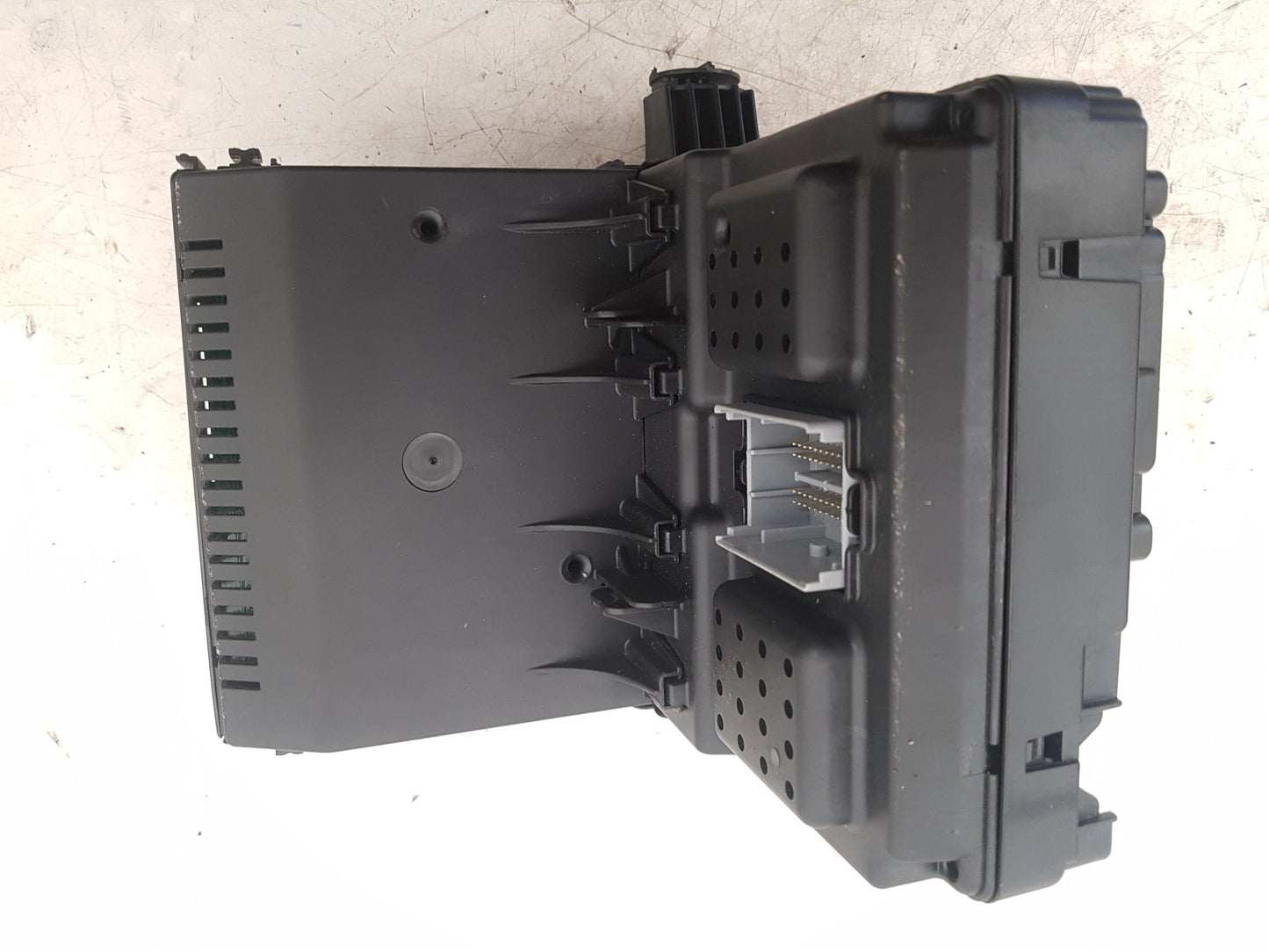 2010 Volvo XC70  Estate CEM (CENTRAL ELECTRONIC MODULE) 30786889