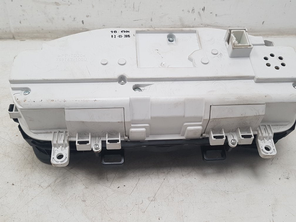 2012 - 2016 Volvo V40 Cross Country  Hatchback Instrument Cluster 31412876