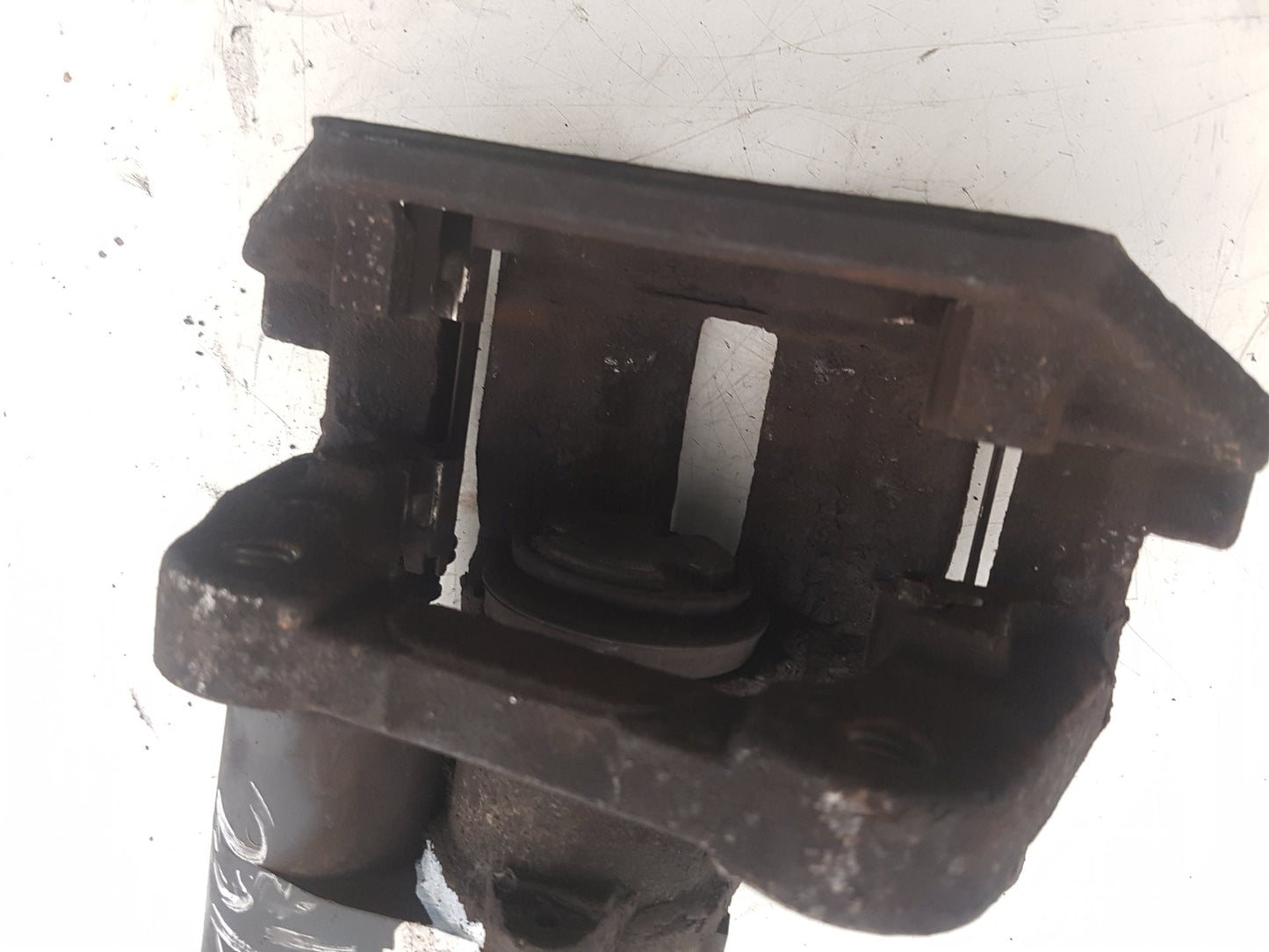 2008 - 2013 Volvo XC60 I 156 Estate Left Rear Caliper 32332594