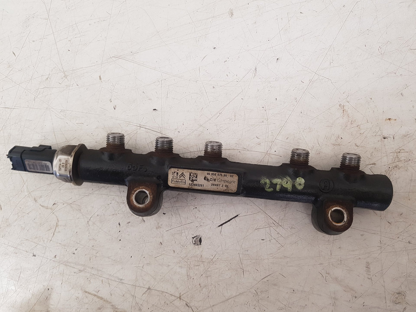2013 - 2016 Volvo V40 III 525 Hatchback Injection Rail 968529758002