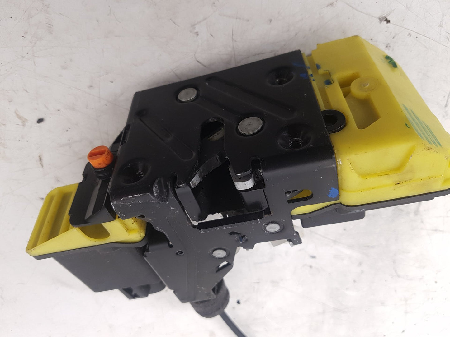 2011 - 2014 Volvo XC90  Estate Left Rear Door Lock Actuator