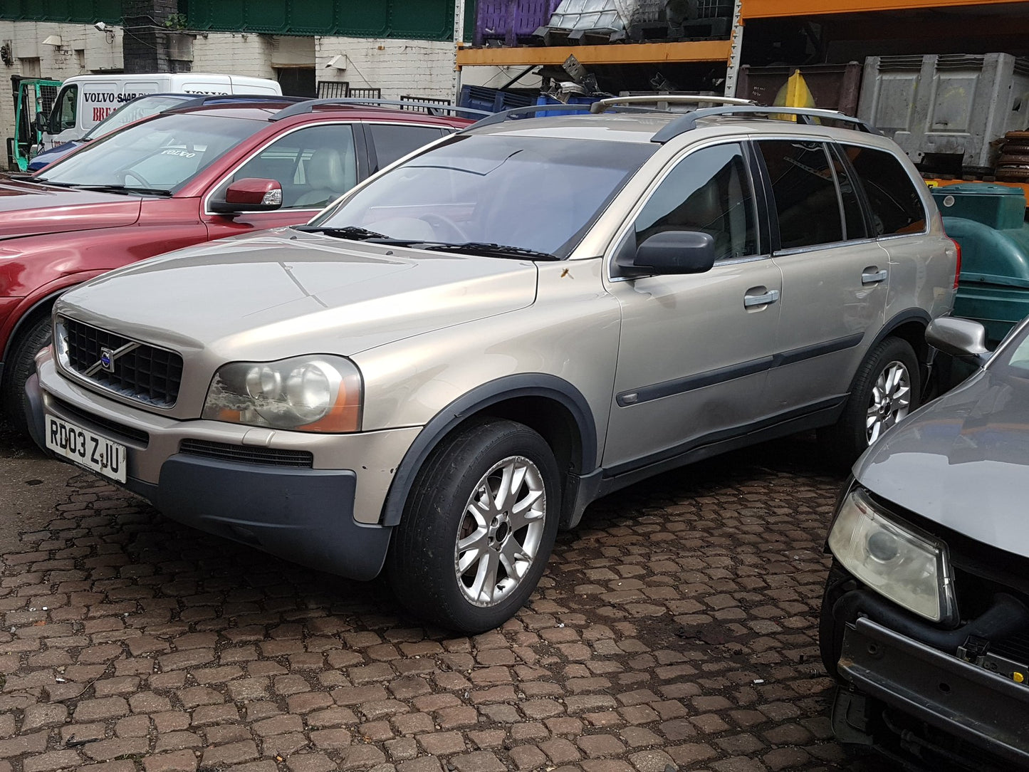 2003 - 2006 Volvo XC90  Estate BREAKING FOR SPARES
