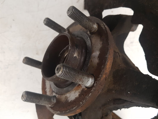 2010 - 2012 Volvo S40  Saloon Right Front Hub Assembly 3M51-3K170