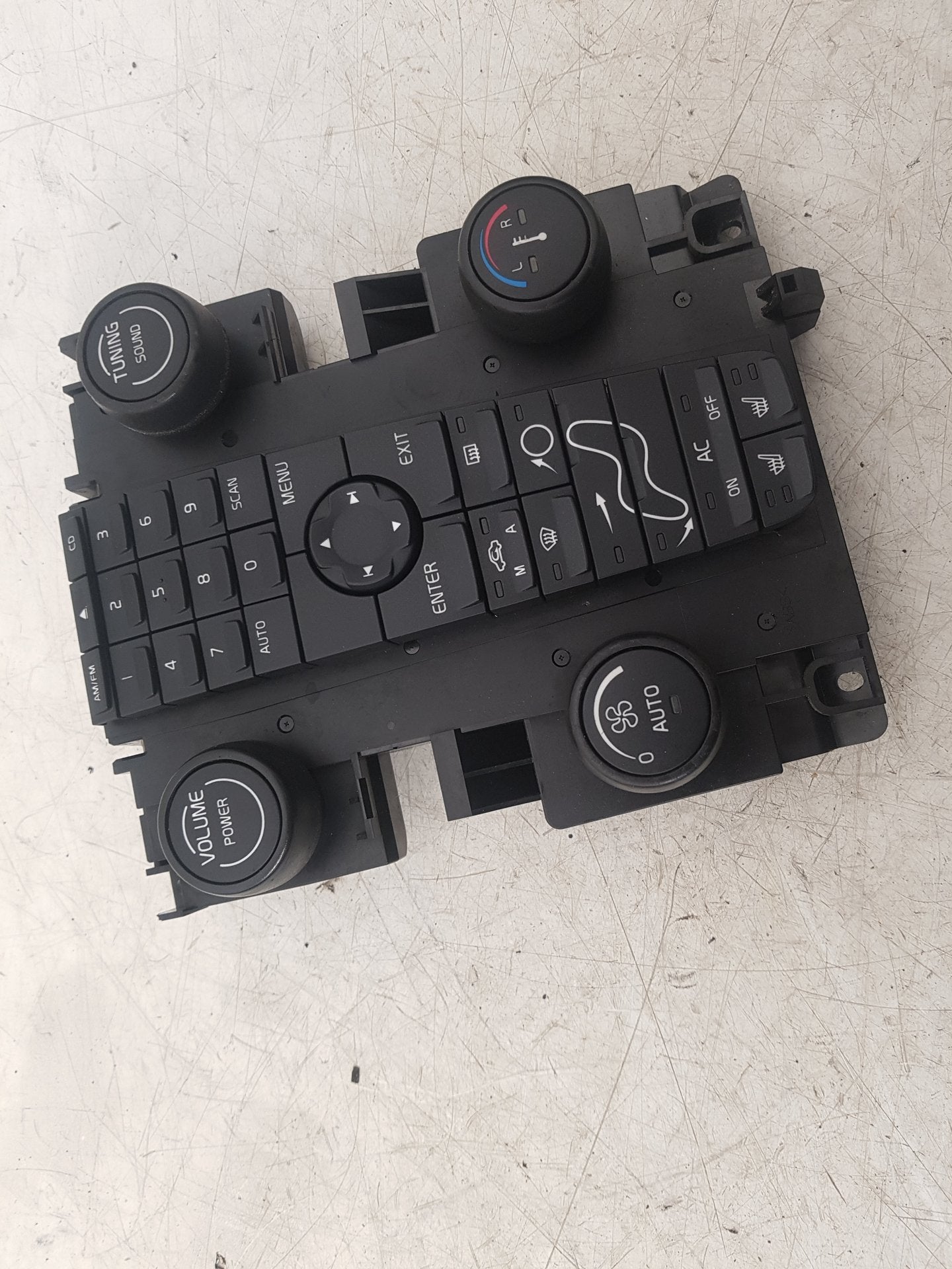 2004 - 2010 Volvo V50   Estate Heater Controls 30739249