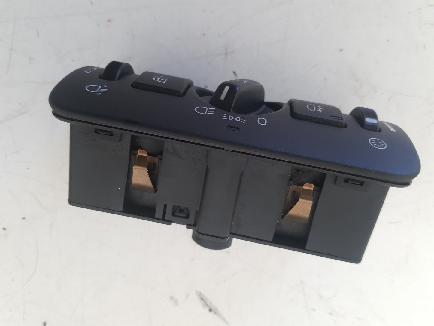 2006 - 2011 Volvo S80  Saloon Headlight Switch 30739415