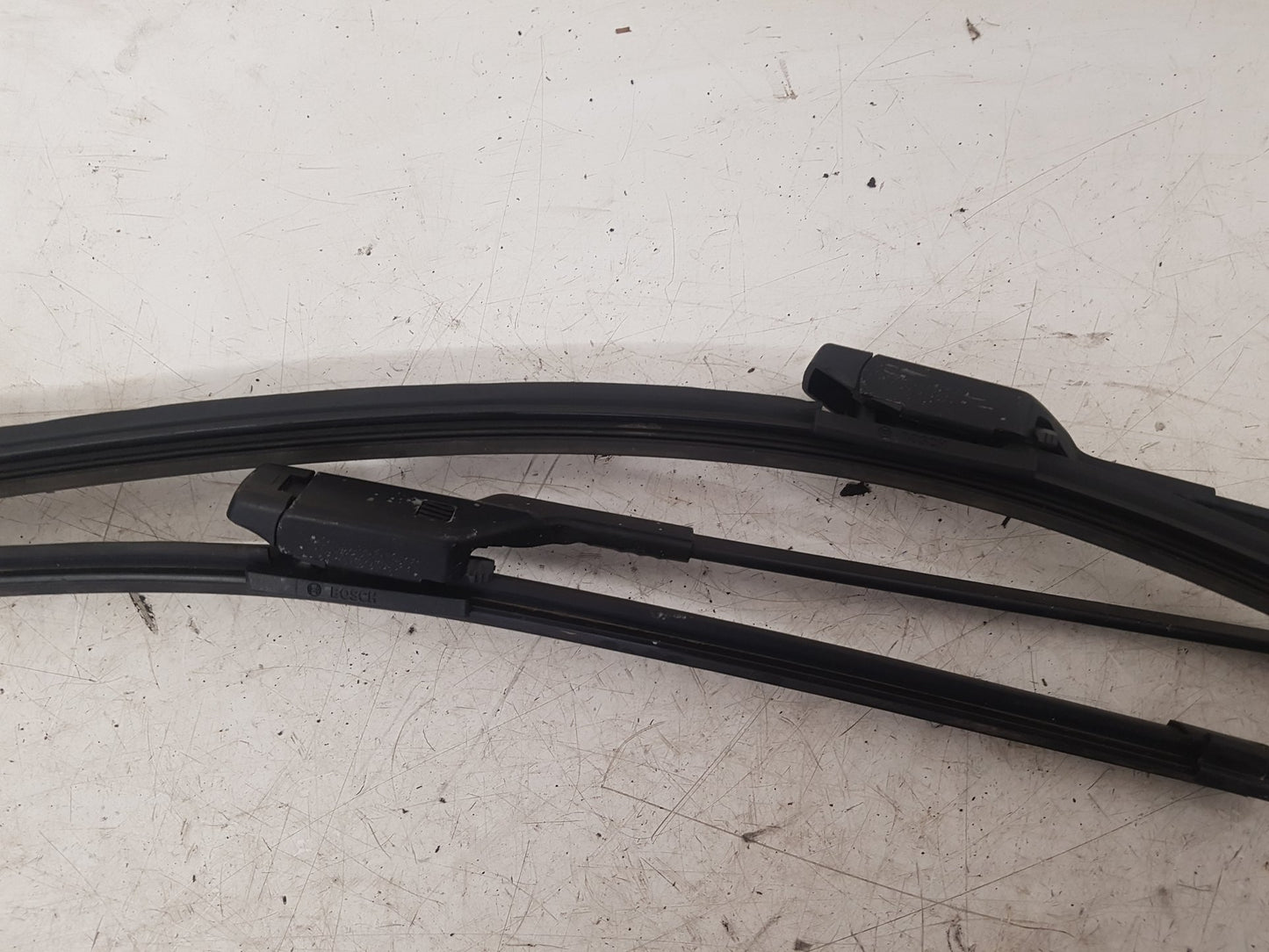 2004 - 2010 Volvo V50   Estate FRONT WIPER (PAIR) 30753000