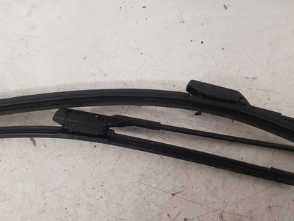 2004 - 2010 Volvo V50   Estate FRONT WIPER (PAIR) 30753000