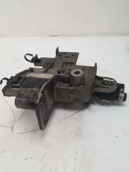 2008 - 2012 Volvo V50   BRACKET HOLDER 31293427