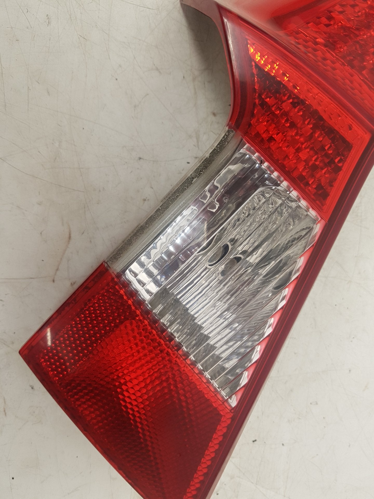 2008 - 2013 Volvo V70  Estate Left Taillight 31395068